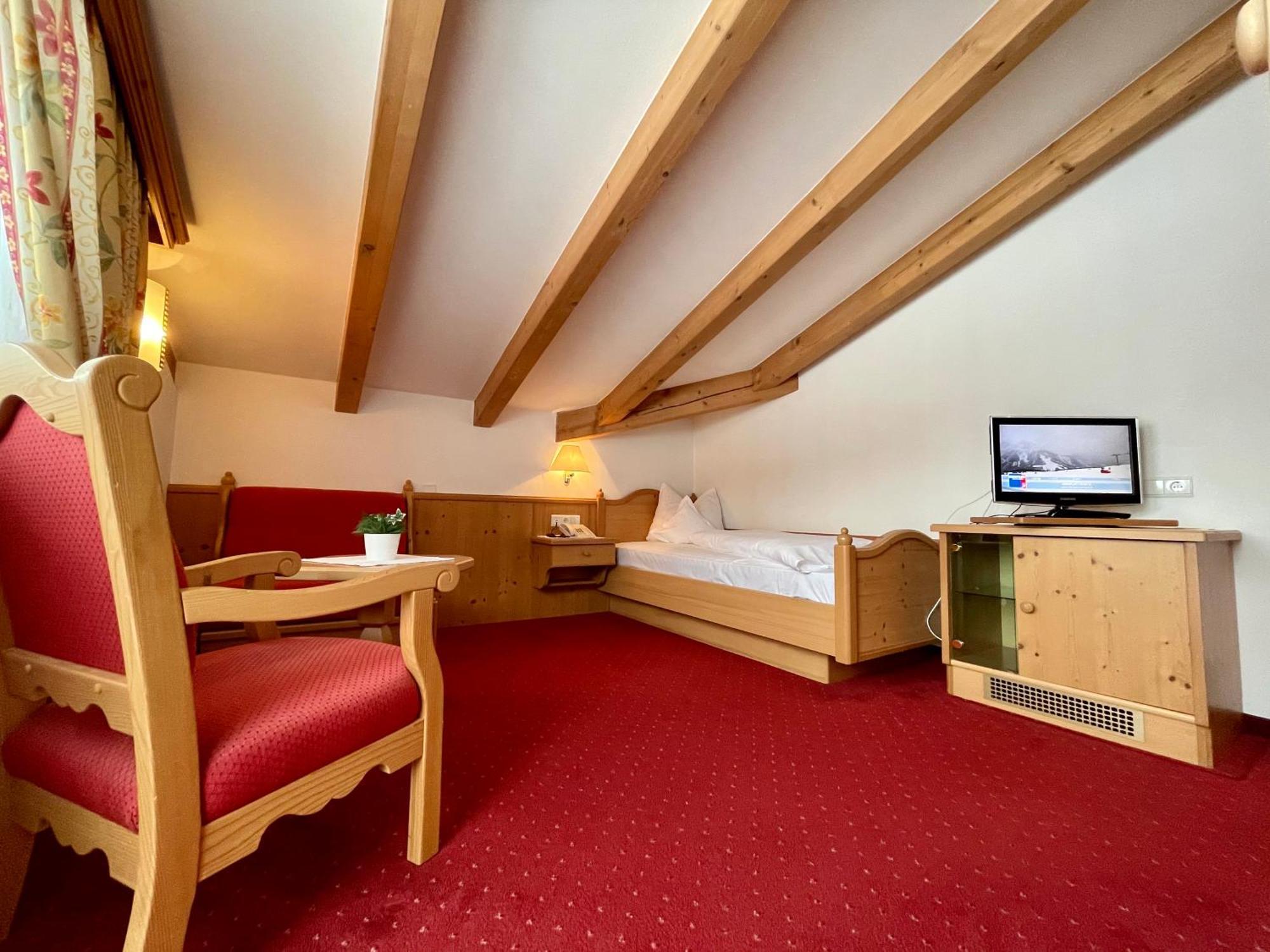 Hotel Heinz บรูนิโก ภายนอก รูปภาพ